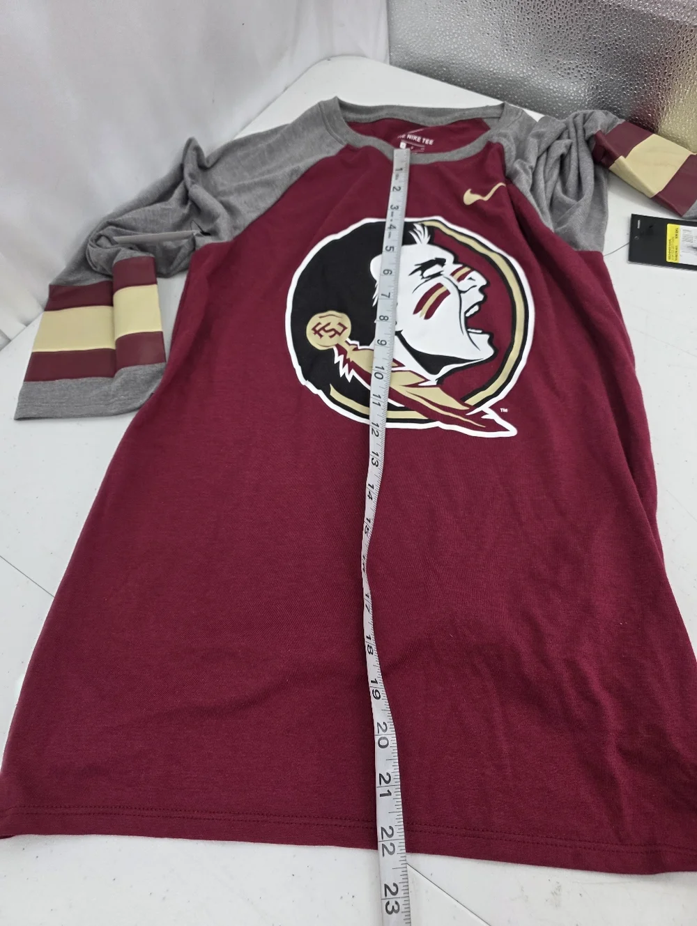 NWT‎ Nike Florida State Seminoles 3/4 Sleeve T-Shirt Womens Small Center Logo.